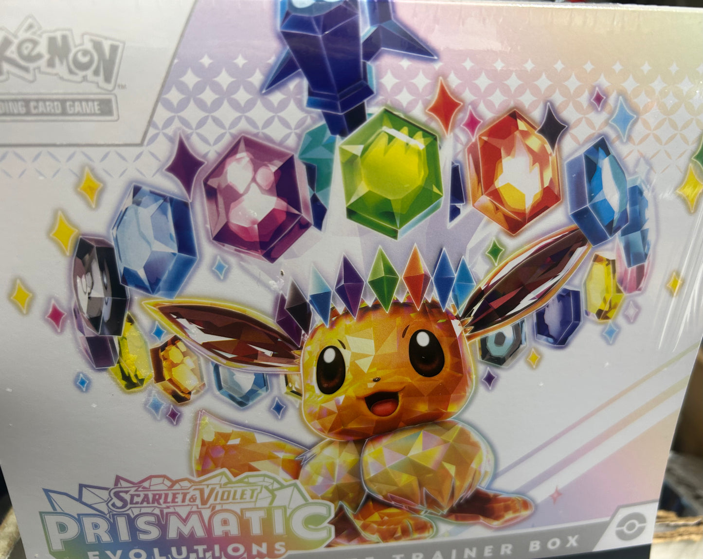 PRISMATIC EVOLUTIONS ELITE TRAINER BOX. DEALS