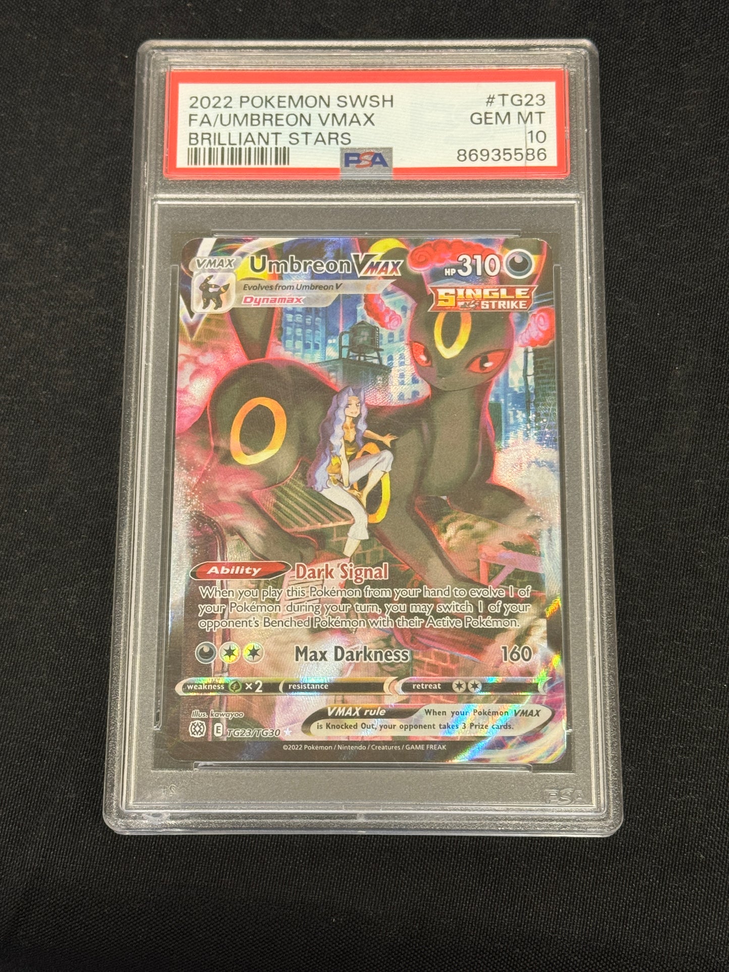 POKEMON BRILLIANT STARS UMBREON VMAX TG23/TG30 PSA 10 PK832 CRACK IN HOLDER