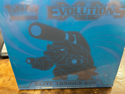 EVOLUTIONS XY SEALED ELITE TRAINER BOX