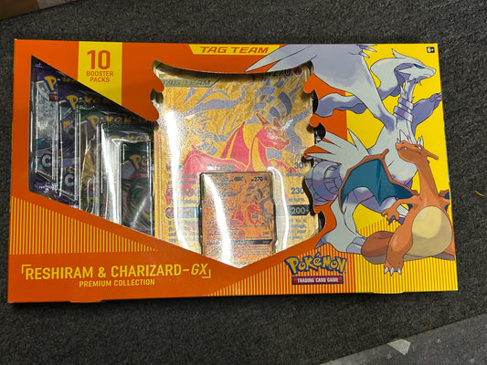 POKEMON RESHIRAM AND CHARIZARD GX PREMIUM COLLECTION