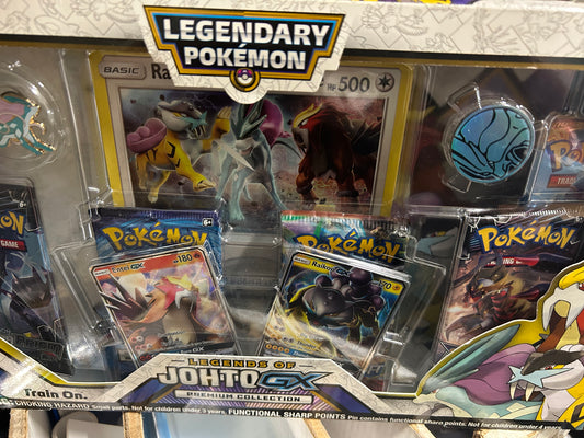 LEGENDS OF JOHTO GX PREMIUM COLLECTION
