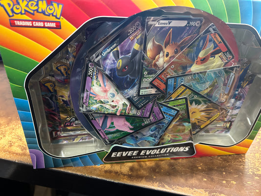 EEVEE EVOLUTIONS PREMIUM COLLECTION